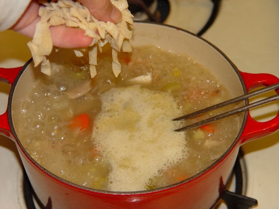 tn_19_Turkey Soup.jpg (900x675; 114580 bytes)